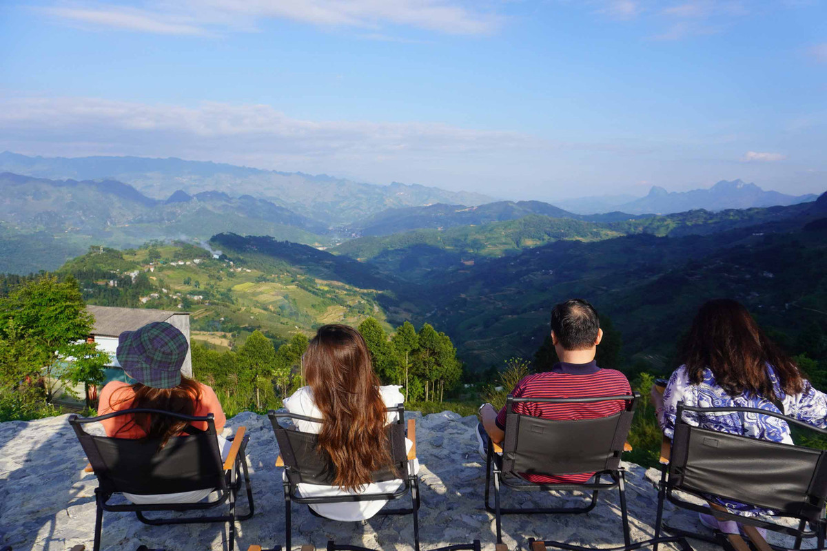 Check-in quan ca phe ‘ngam tron’ nui rung Ha Giang, nuom nuop khach Tay-Hinh-2