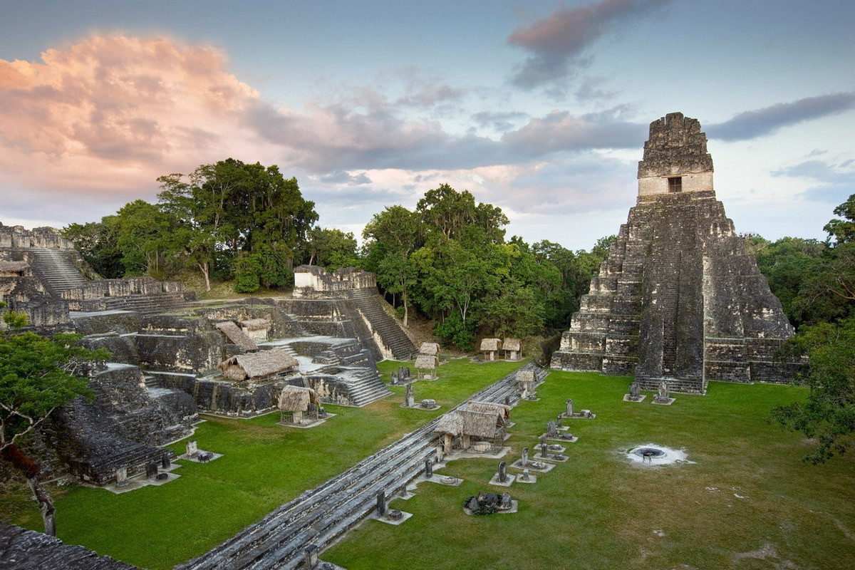 Nằm trong Vườn quốc gia Tikal của Guatemala, thành phố cổ Tikal là hiện thân cho sự phát triển rực rỡ của nền văn minh Maya cổ xưa. Ảnh: National Geographic.