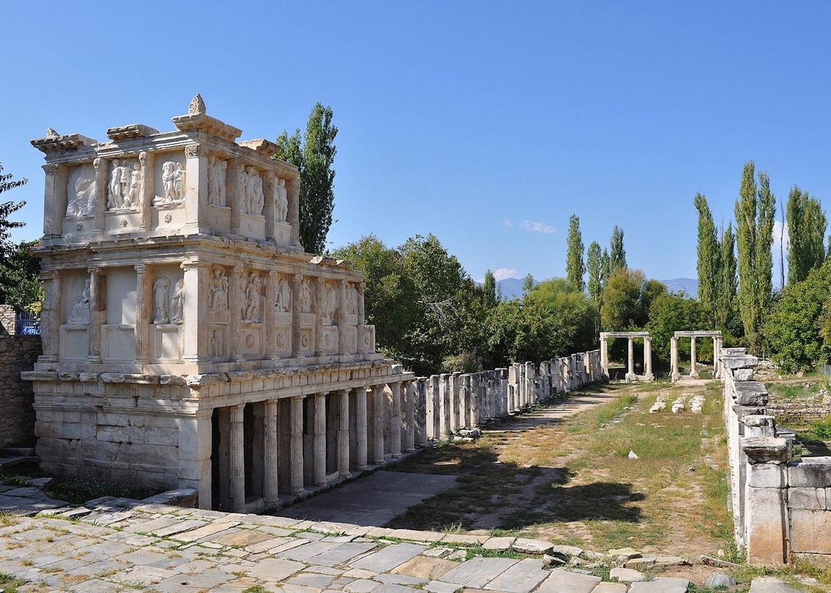 Trong các thế kỷ đầu tiên sau công nguyên, Aphrodisias đã phát triển rất thịnh vượng. Hầu hết các công trình nổi bật của thành phố được xây dựng vào giai đoạn này. Ảnh: Audley Travel.