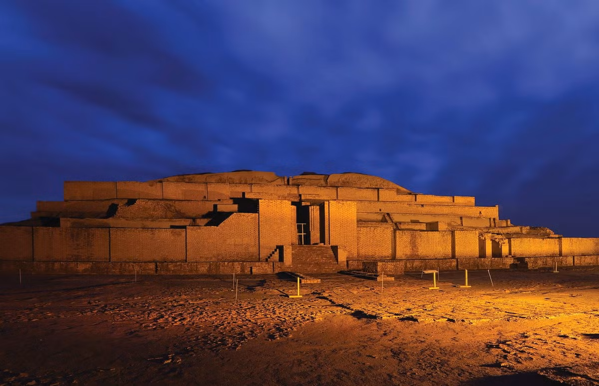Năm 1979, Chogha Zanbil trở thành địa danh đầu tiên của Iran được UNESCO công nhận là Di sản văn hóa thế giới. Ảnh: LoveEXPLORING.