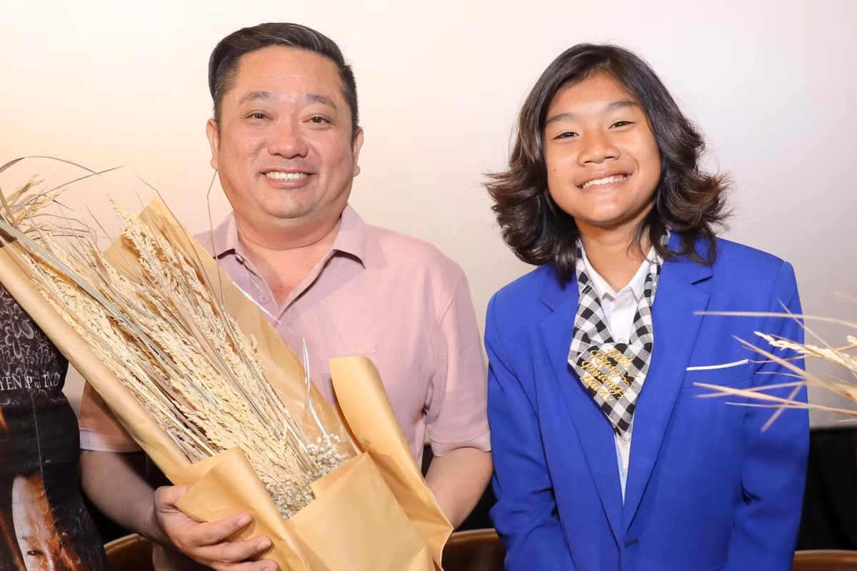 Sao nhi 'Dat phuong Nam' song lang bat, lam du nghe kiem com-Hinh-4