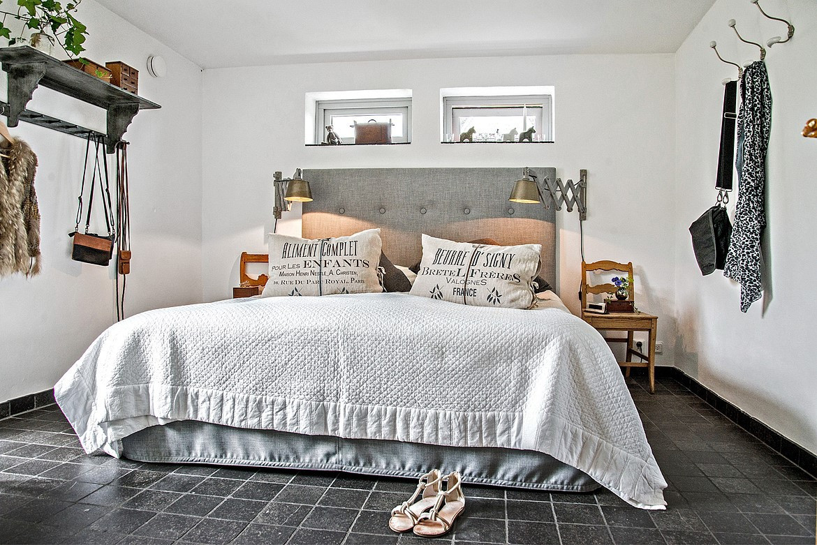 Ngoi nha vuon duoc cai tao vo cung an tuong tu nha kho cu-Hinh-5