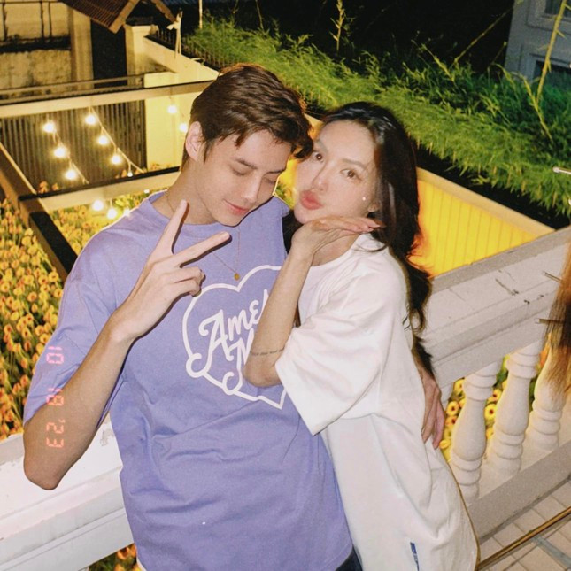 Lucie Nguyen - Tuan Duong ‘ran ran’ coi mang vi the hien tinh yeu ngot