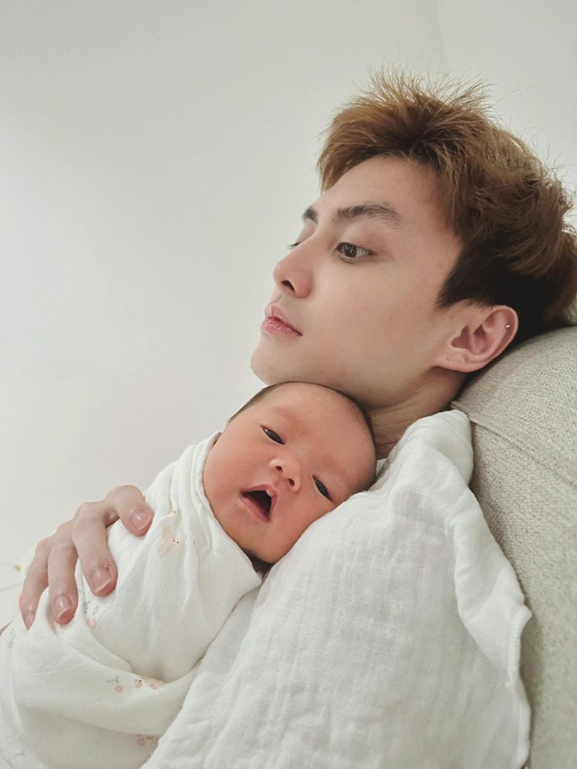 Lucie Nguyen - Tuan Duong ‘ran ran’ coi mang vi the hien tinh yeu ngot-Hinh-6