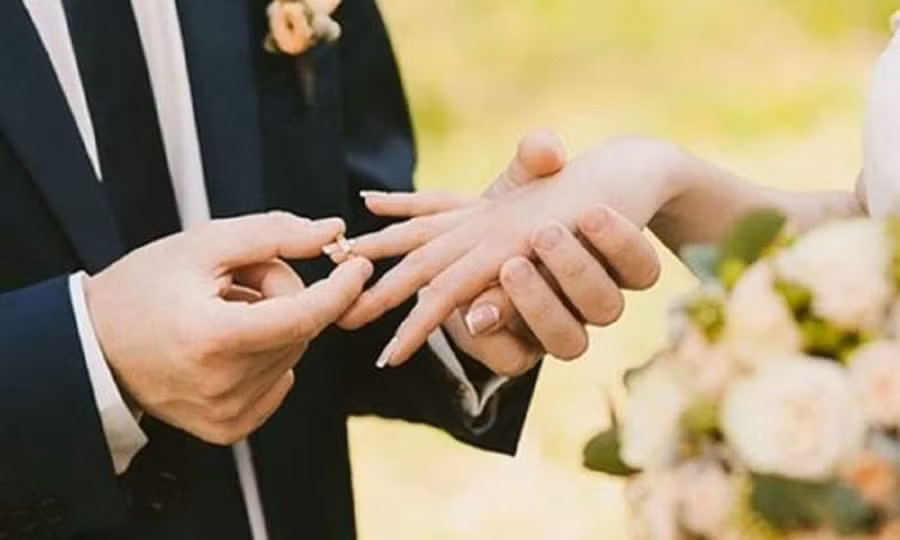 Nguoi xua noi: Lay chong khong chon tuoi Dau, lay vo khong ga tuoi Mui, vi sao?-Hinh-2