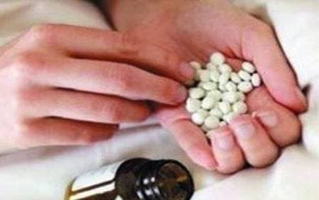 Nhung nguoi thuong xuyen uong thuoc ngu nen ghi nho ba dieu sau