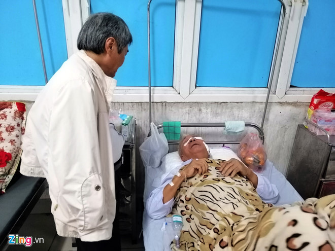 Vu thay cung truy sat ca nha: 'Han cu chem, khong noi gi'