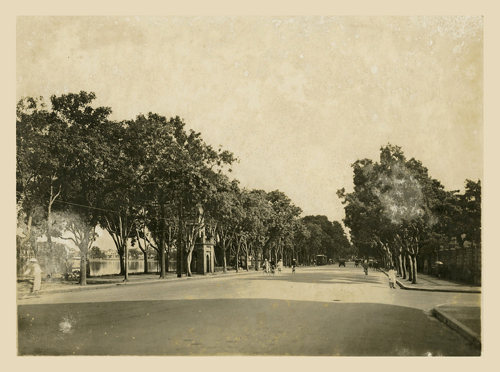 Một số hình ảnh khác về phố Đinh Tiên Hoàng xưa.