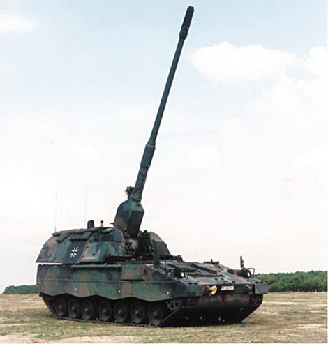 PzH 2000 có nòng pháo cỡ 155mm.