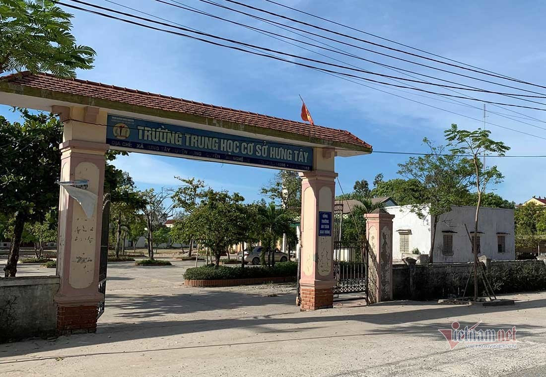 Nghe An: Thieu tien gui xe, hoc sinh lop 7 phai viet 