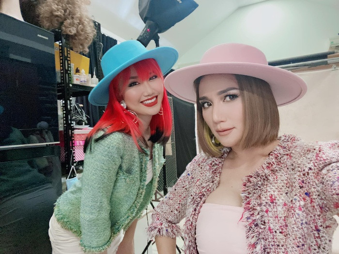 Con gái MC Cát Tường ủng hộ mẹ hẹn hò người kém tuổi - Hình 3 Con gai MC Cat Tuong ung ho me hen ho nguoi kem tuoi-Hinh-3