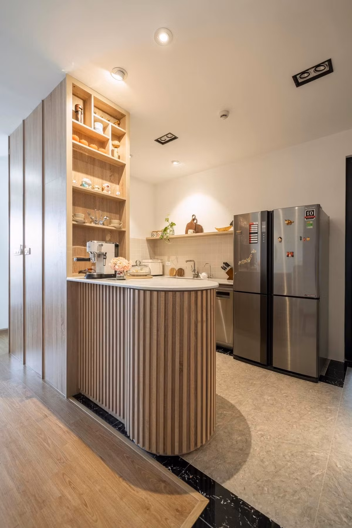 Can ho ‘1 cham’, dieu khien thiet bi thong minh mang phong cach Nhat Ban-Hinh-3