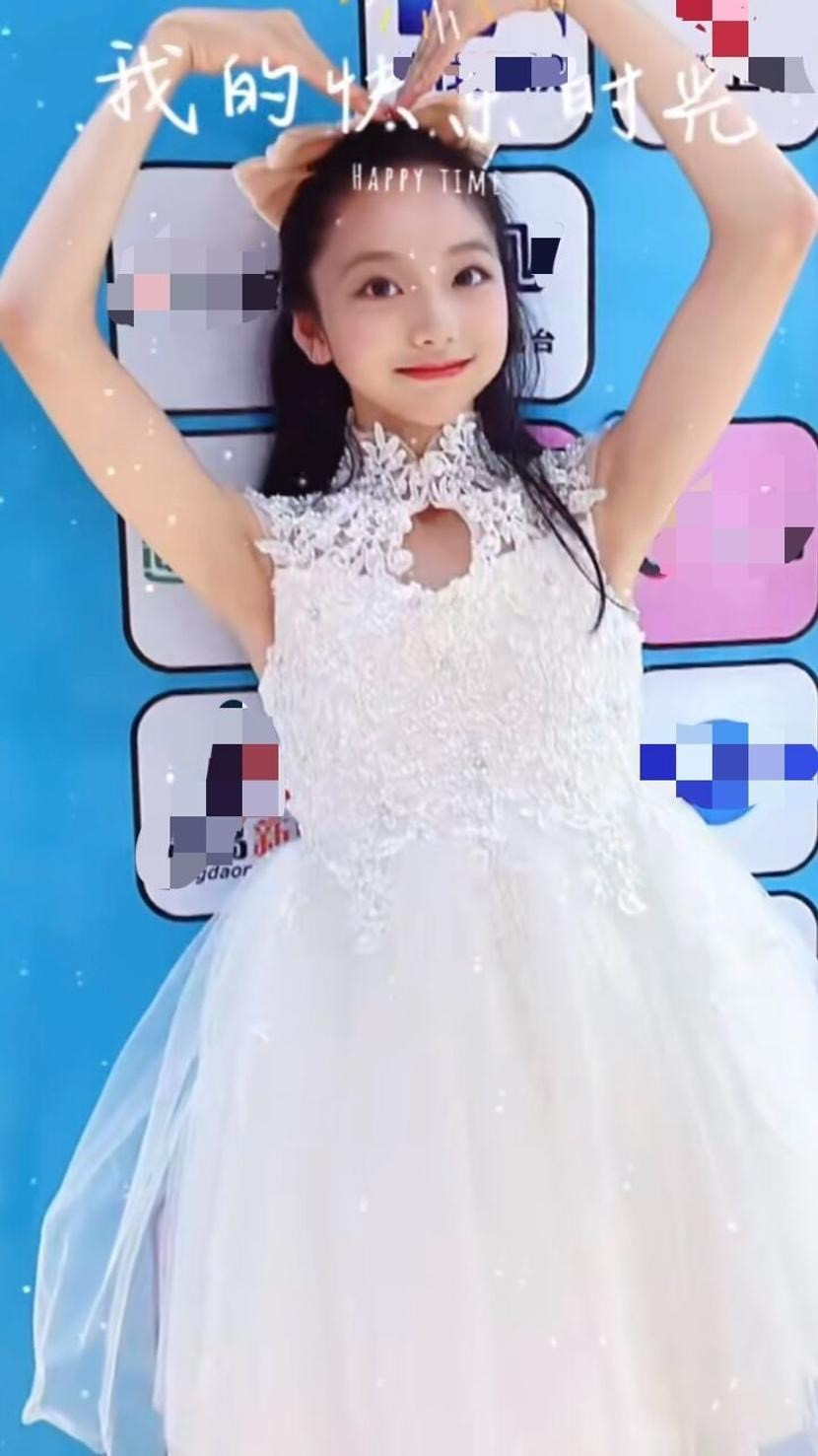 Em gai Pham Bang Bang noi tieng tu luc 7 tuoi