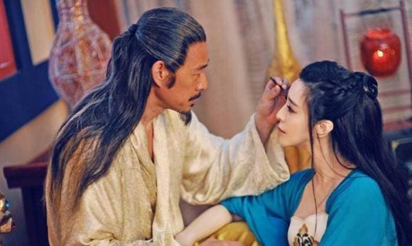 Vi sao dem dau tien cua Duong Thai Tong va Vo Tac Thien lai pha tan lich su?-Hinh-3