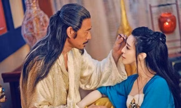 Vi sao dem dau tien cua Duong Thai Tong va Vo Tac Thien lai pha tan lich su?-Hinh-3