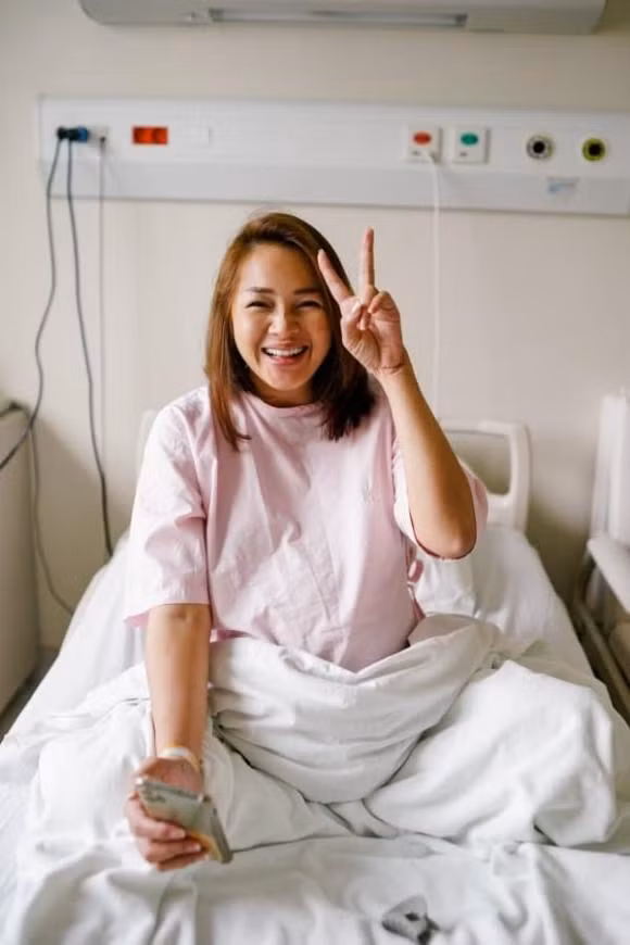 Diem Chau: Truoc khi sinh con 5 phut van livestream ban hang?