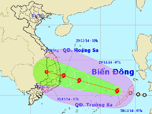 2. Bão số 4 vào biển Đông, tấn công Nam Trung Bộ. Đêm 27/11, áp thấp nhiệt đới đã đi vào vùng biển phía đông nam biển Đông và sáng 28/11 đã mạnh lên thành bão, cơn bão số 4, có tên quốc tế là Sinlaku.