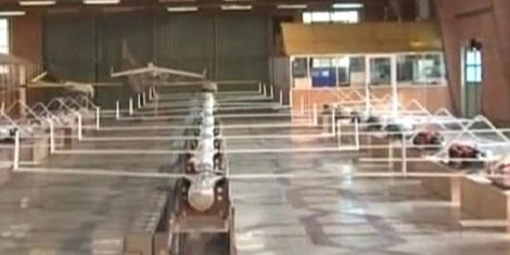 Hình ảnh được cho là dây chuyền sản xuất hàng loạt UAV sao chép ScanEagle.