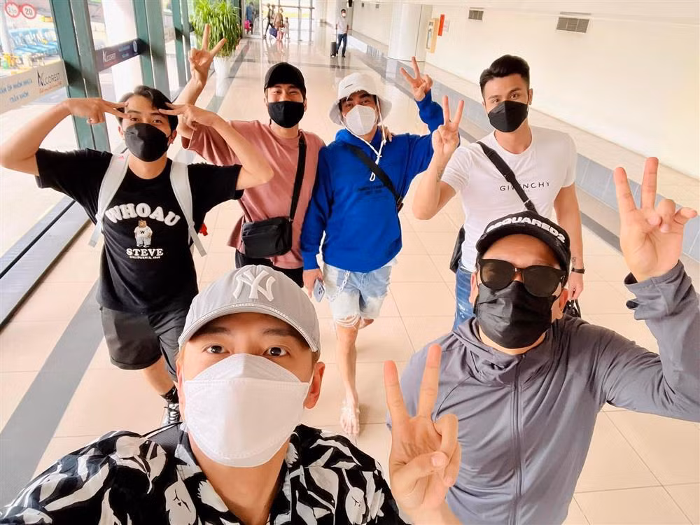 Le Duong Bao Lam tong co ke xeo xat vo bau 'xin via Vinh Thuy'