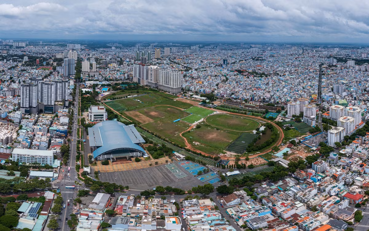 Hồi tháng 7/2018, TP HCM kiến nghị bổ sung 3 ha đất tại Trường đua Phú Thọ (quận 11) để thanh toán, nhưng sau đó UBND TP HCM chỉ đạo tìm quỹ đất khác thay thế.