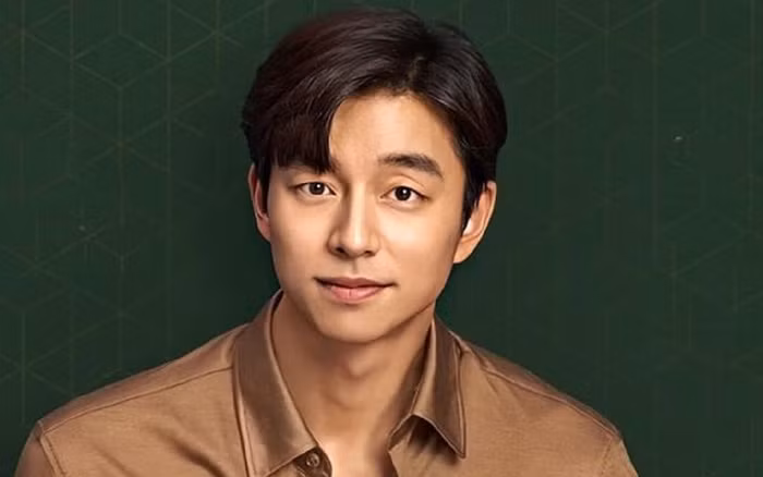  Khuôn cằm đầy đặn, hơi có thịt: Những người này trời sinh tình cảm, trọng tình trọng nghĩa, sống nhân hậu, khoan dung lễ độ với tất cả mọi người. 