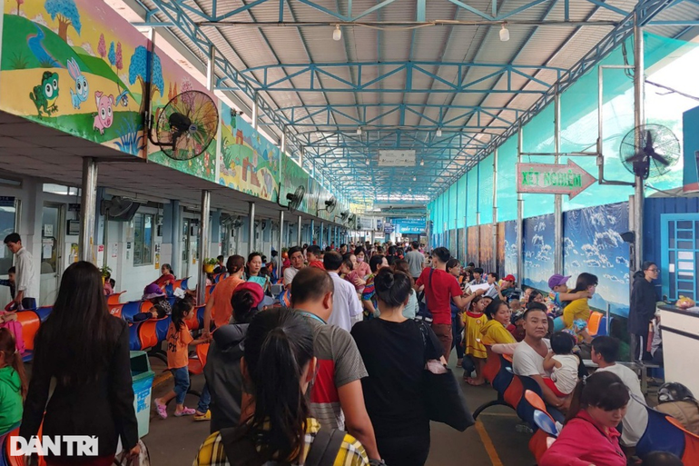 Dich viem gan “bi an“: TP HCM khuyen cao cac benh vien nhi dieu gi?-Hinh-3