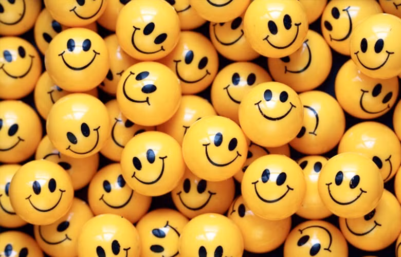 Trong thời gian sắp tới con đương công danh tài lộc, cũng như tình duyên của bạn sẽ vô cùng viên mãn. Ngược lại, nếu như bạn thấy khuôn mặt mình tối sạm đen lại, ánh mắt mệt mỏi, thất thần điều này cảnh báo những tai ương xui xẻo đang rình rập cuộc sống của bạn. (*) Thông tin chỉ mang tính tham khảo, chiêm nghiệm