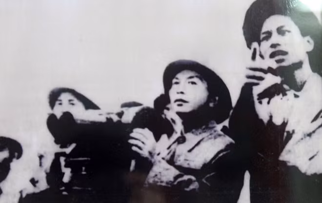 “Quyet dinh lich su” cua chien dich Dien Bien Phu qua ky uc tuong Thuy-Hinh-2