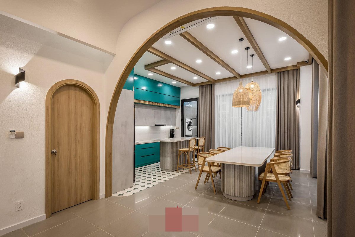 Nội thất tuy không hào nhoáng, bóng bẩy nhưng vẫn tạo được độ sắc nét thông qua nhiều chi tiết nhỏ.