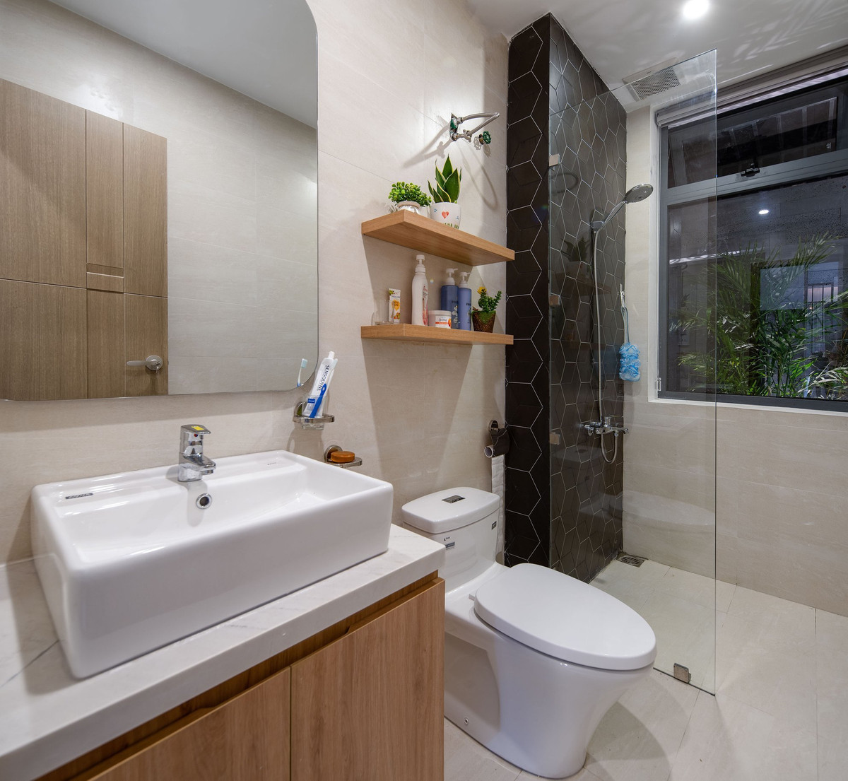 Không gian sống gần thiên nhiên cho gia đình 3 thế hệ trong ngôi nhà phố ảnh 13