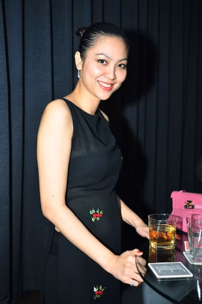 Cuoc doi Hoa hau bi an la nguyen mau cho phim 'Chay An'-Hinh-9