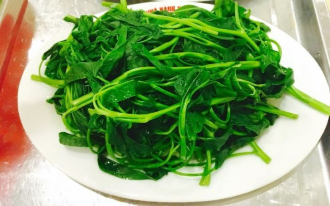 3 mẹo hay giúp rau luộc luôn xanh mướt, giòn ngon 3 meo hay giup rau luoc luon xanh muot, gion ngon