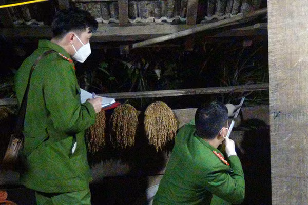 Lo nguyen nhan bo chong no sung ban chet con dau roi tu sat