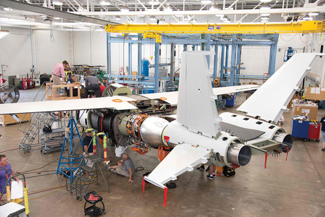 Mẫu thử nghiệm Scorpion đang được lắp ráp.