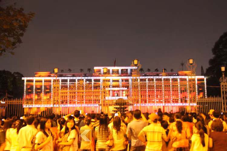 xí nghiệp, nhà máy...