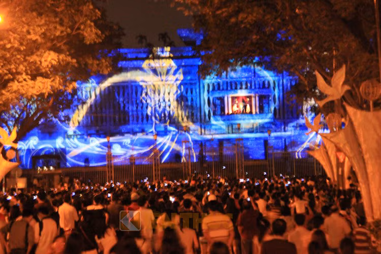 Âu Cơ- Lạc Long Quân...