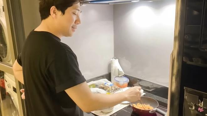 Hari Won lam 7 viec nha, chung minh khong phai 