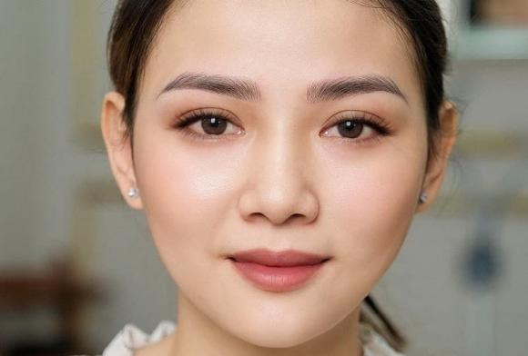 Mặc dù vậy, trong lĩnh vực sự nghiệp, họ lại thường xuyên gặp được những điều may mắn và có cơ hội phát triển mạnh mẽ, thường nhận được sự giúp đỡ từ những người có tâm có tầm, điều này giúp họ đạt được những thành tựu đáng nể.