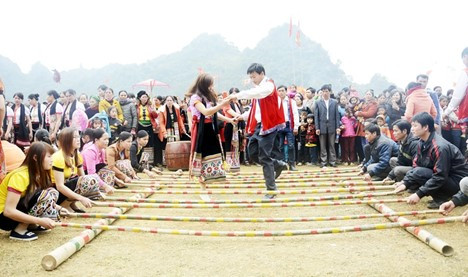 9 địa điểm không thể bỏ qua khi khám phá miền Tây xứ Nghệ - Hình 11 9 dia diem khong the bo qua khi kham pha mien Tay xu Nghe-Hinh-11