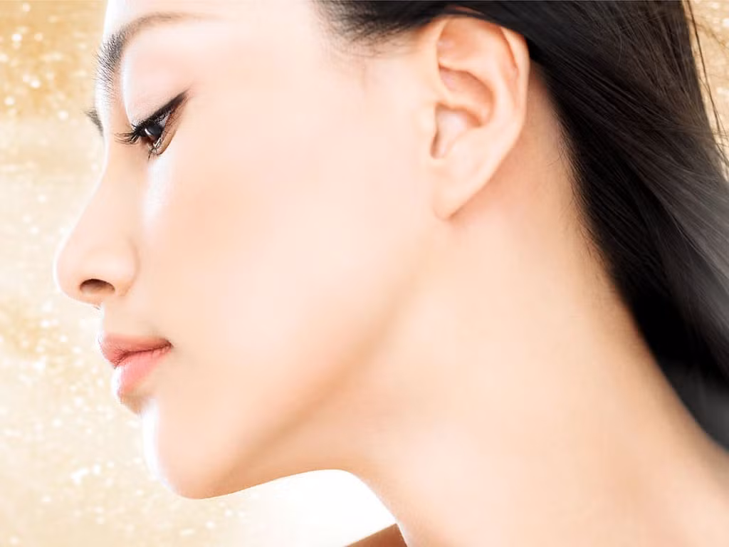 Sự nghiệp của họ thường rất thuận lợi, có khả năng thăng tiến vượt bậc trong thời gian ngắn, và đôi khi đạt được những vị trí mà nhiều người khác mơ ước cả đời cũng không thể chạm tới. (*Thông tin chỉ mang tính tham khảo, chiêm nghiệm).