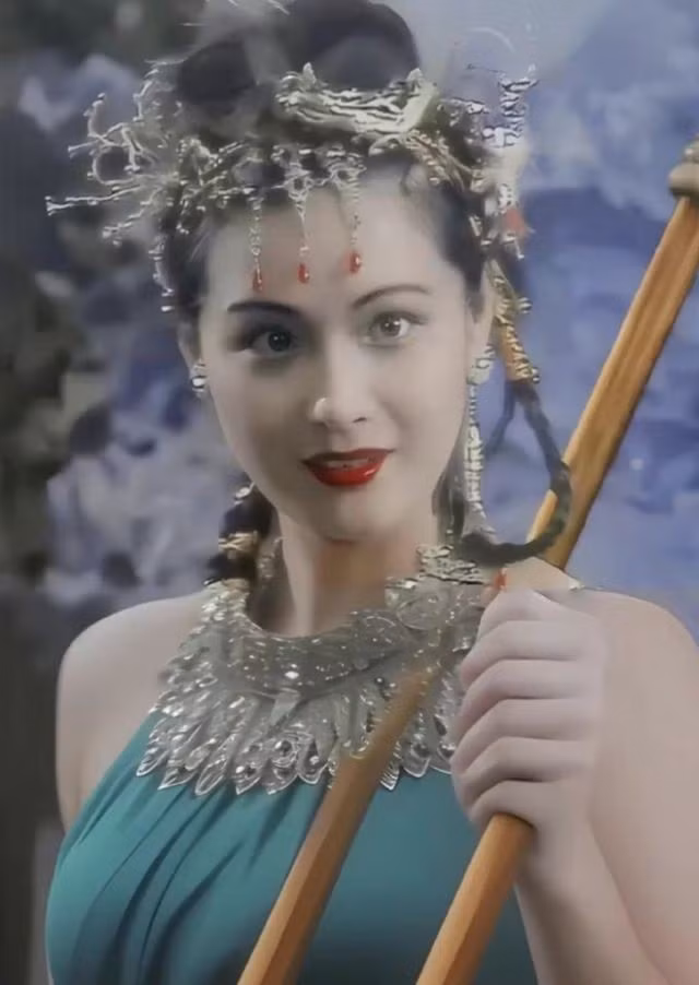 Cuoc song vien man cua cong chua dep nhat 'Tay du ky' 1986-Hinh-4