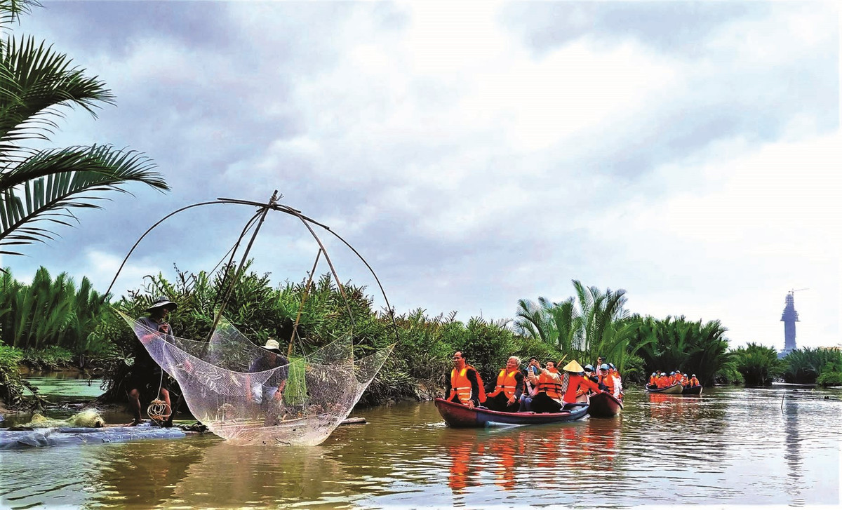 Check-in rung dua nuoc Tinh Khe voi nhieu kham pha hap dan-Hinh-2