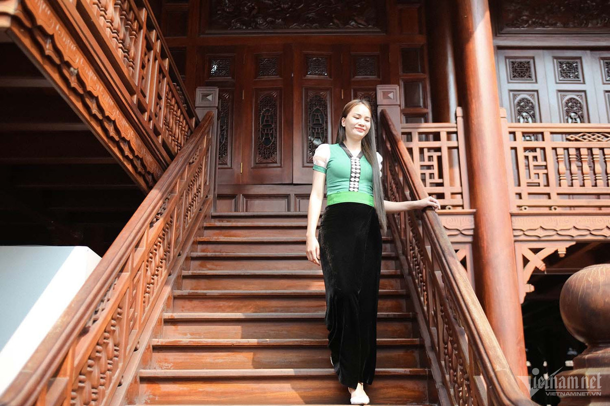 Nhà sàn được thiết kế theo lối kiến trúc của đồng bào dân tộc Thái. Ảnh: Nhị Tiến