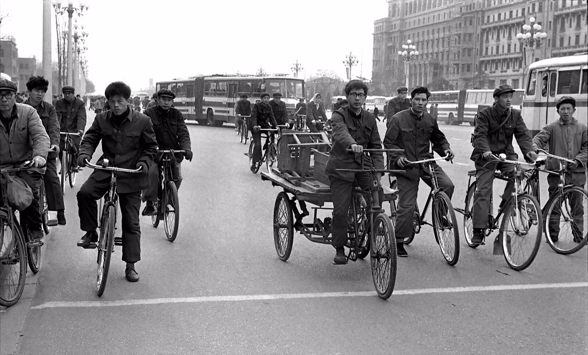 Những chiếc xe đạp trên đường phố Bắc Kinh.