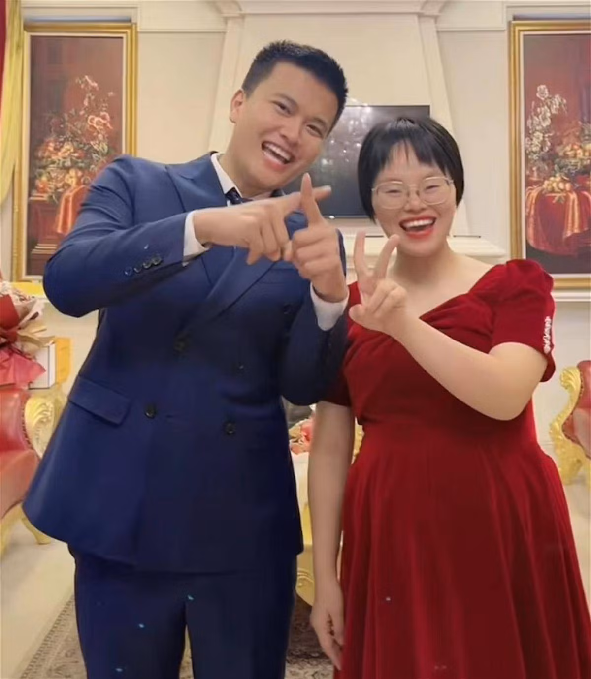 Trung Quoc: Khoe kiem 13 ty/ngay, cap vo chong bi co quan thue “so gay”