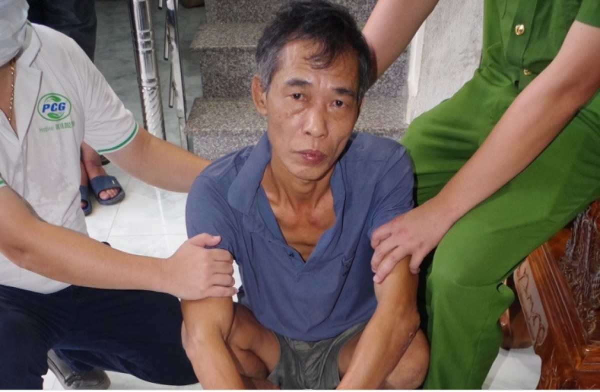 Bat giu doi tuong cat giau hon 200 goi ma tuy tai Cao Bang