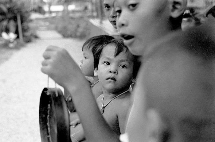 Trẻ em ở thành phố Mandalay.