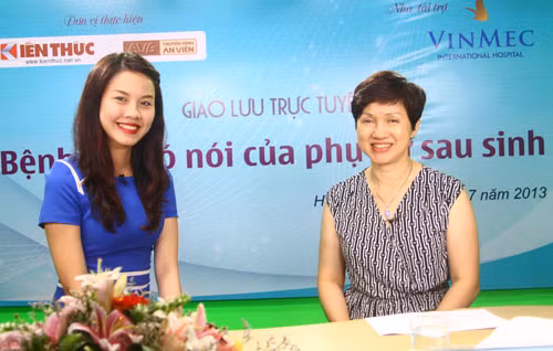 MC Hồng Phúc và bác sĩ Tân Sinh.