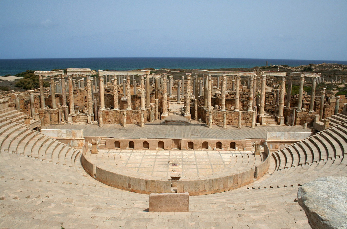 Leptis Magna trở nên nổi trội từ năm 193, khi một người sinh ra ở đây, Lucius Septimius Severus, trở thành hoàng đế. Ông đã bỏ nhiều tiền bạc làm cho Leptis Magna trở thành thành phố quan trọng, sánh ngang với Carthage và Alexandria ở châu Phi. Ảnh: Wikipedia.