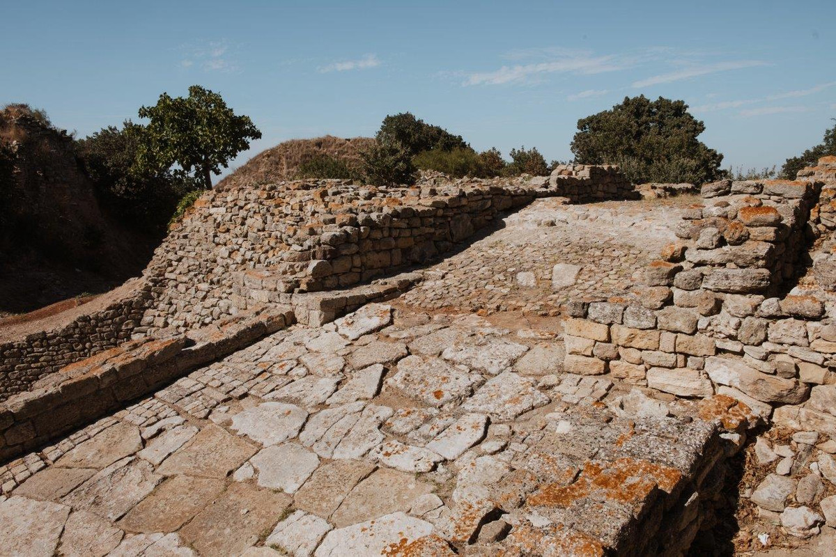 Với những giá trị lịch sử độc nhất vô nhị, khu vực khảo cổ Hisarlik đã được UNESCO công nhận là Di sản văn hóa thế giới vào năm 1998, với tên gọi chính thức là Địa điểm khảo cổ thành Troy. Ảnh: Jana Meerman.